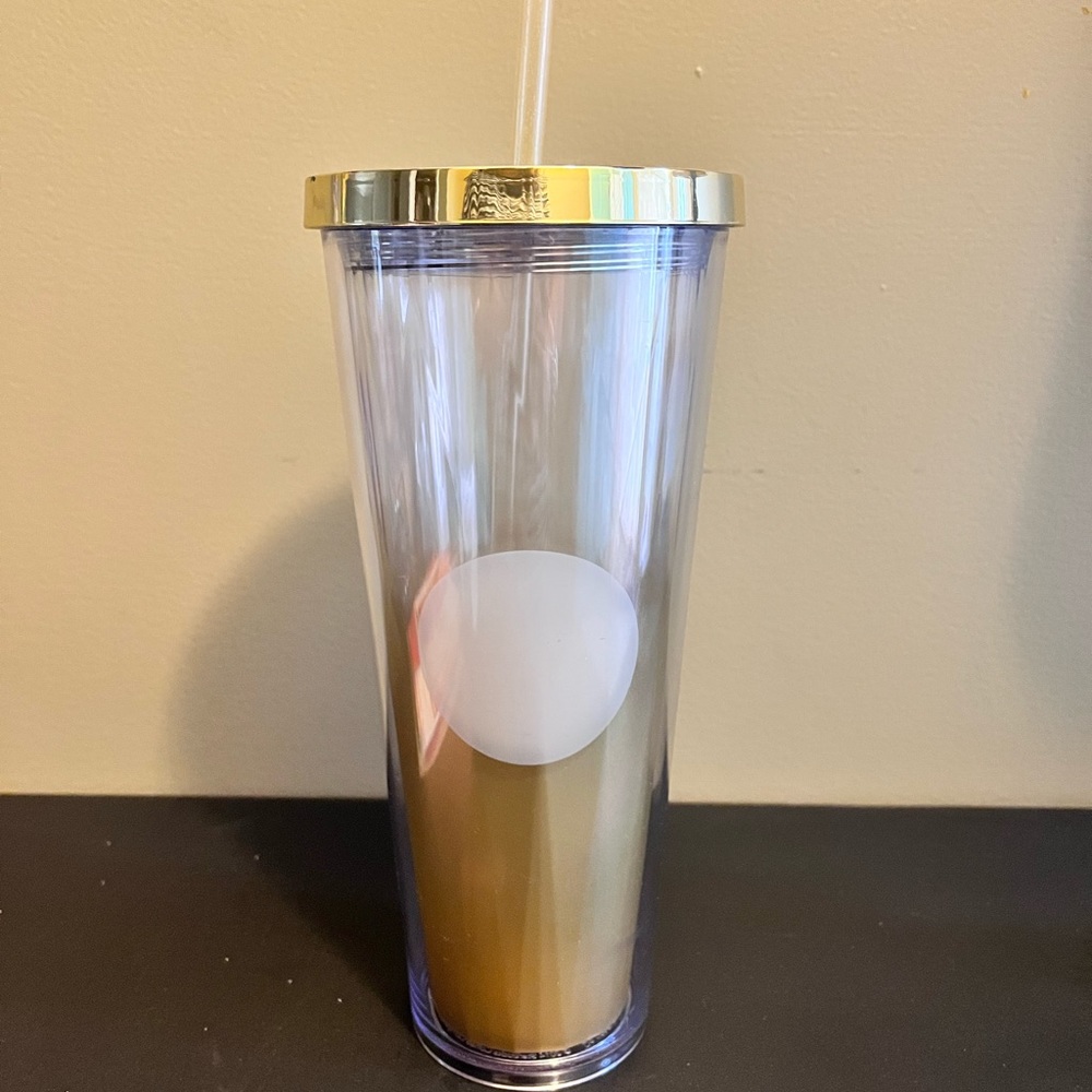 Starbucks Gold Ombré 2014 Venti 24 oz Cup with lid and straw. NWT